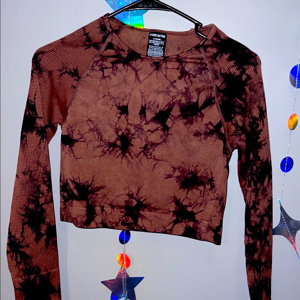 it’s from pink , it’s brown and black , very comfortable.